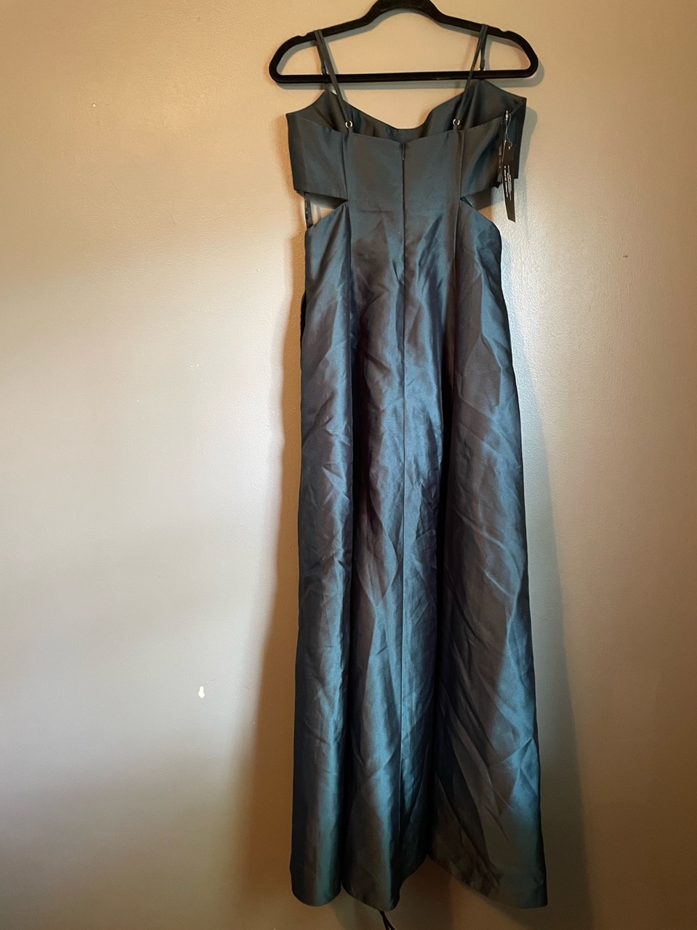 NWT Alfred Sung Sz 8 Regular Emerald Green Cutout Satin Gown Dress Ret $277! - Picture 11 of 15